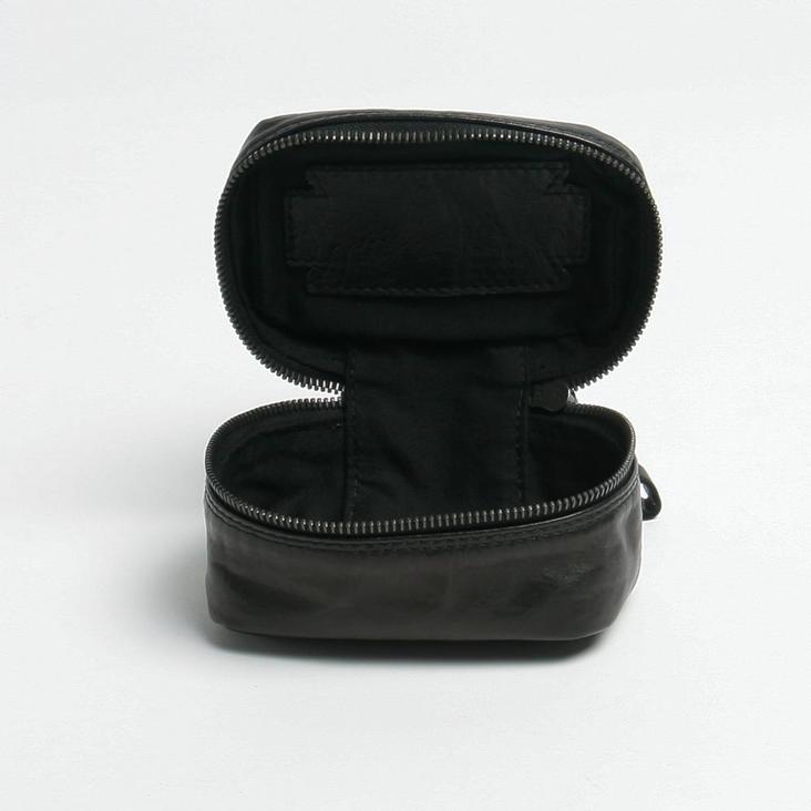 Griesbach - Gadget Case aus schwarzem Glattleder - 0