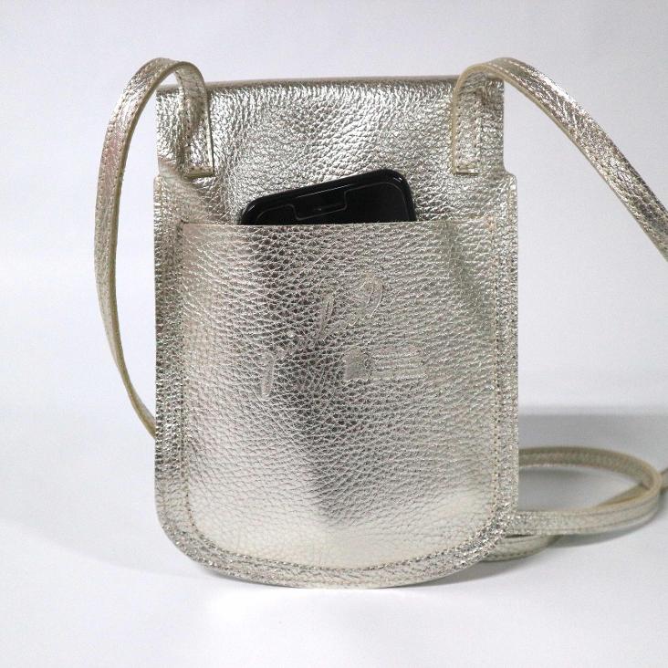 Griesbach - Phone Bag aus strukturiertem Leder in Metallic-Optik Farbe Platin - 0