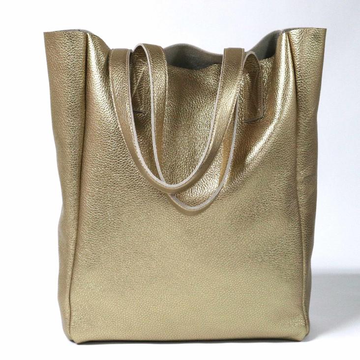 Griesbach - Simple Tote Bag aus strukturiertem Leder in Metallic-Optik Farbe Gold