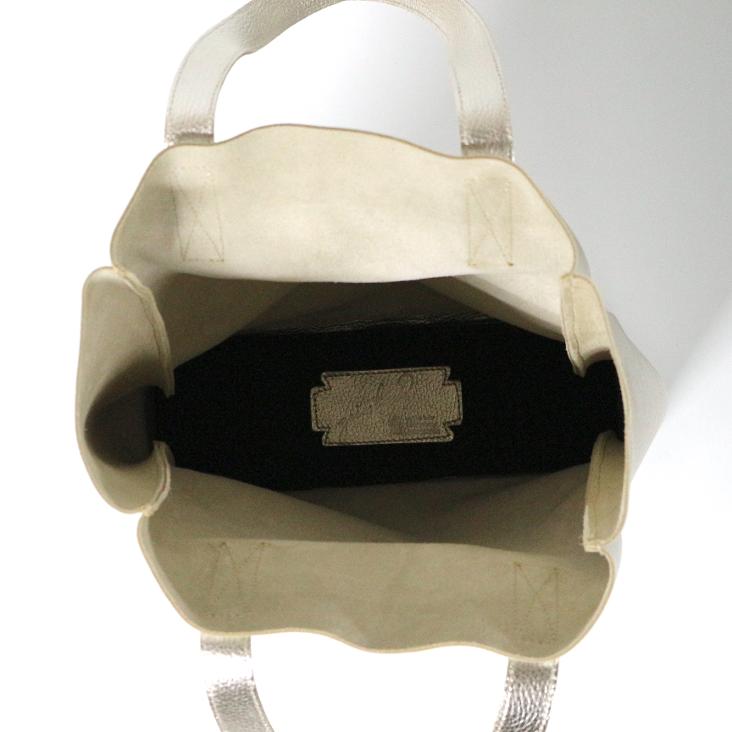 Griesbach - Simple Tote Bag aus strukturiertem Leder in Metallic-Optik Farbe Platin - 4