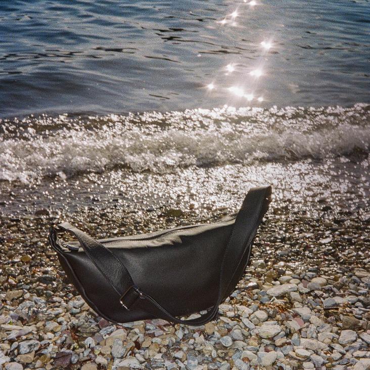 Griesbach – Small Mia Bag in Glattleder Farbe Schwarz