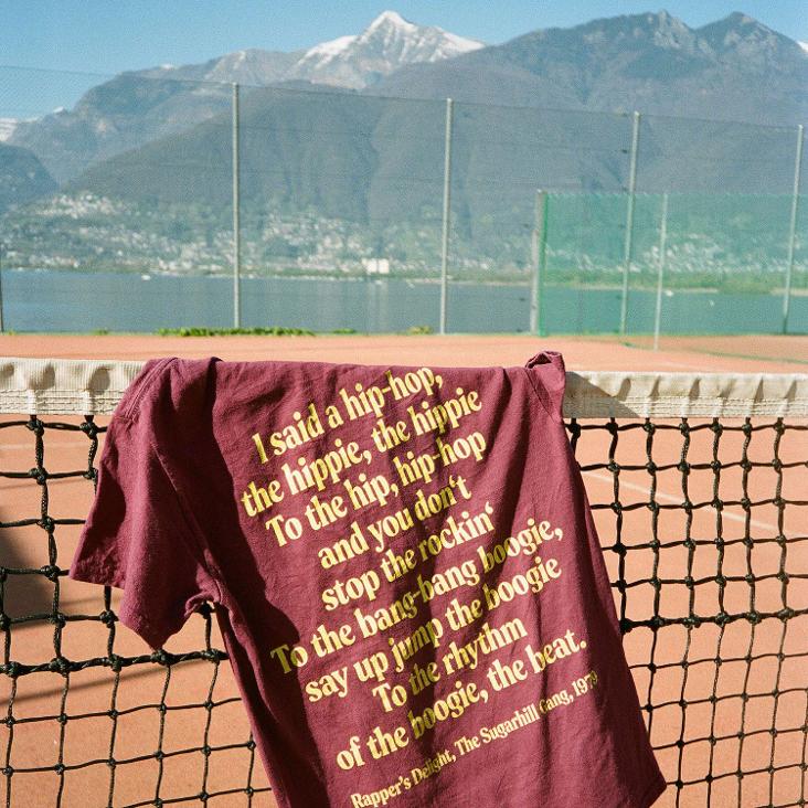 to a T. – LIMITED FIFTY based on a true story T–Shirt `Hip-hop` Farbe Bordeaux Grösse S
